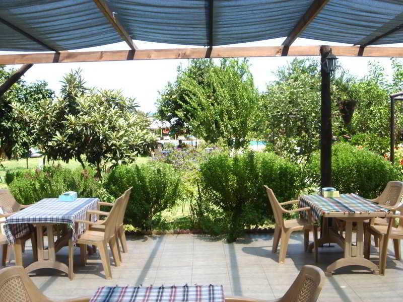 Lapida Garden Hotel Lapithos  Esterno foto